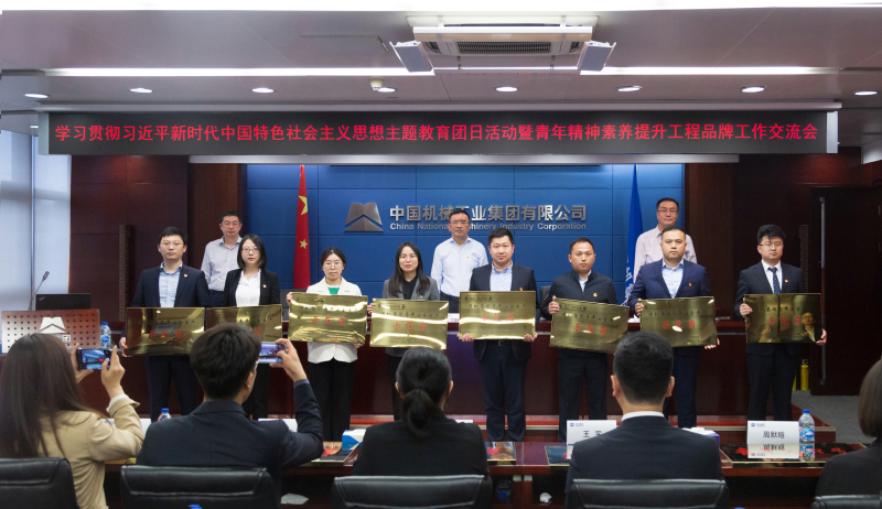 亚洲AV永久无码精品三区在线4