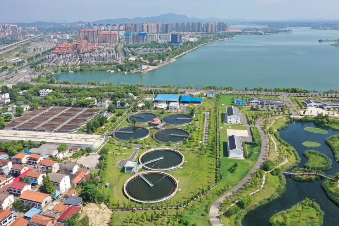 亚洲AV永久无码精品三区在线4