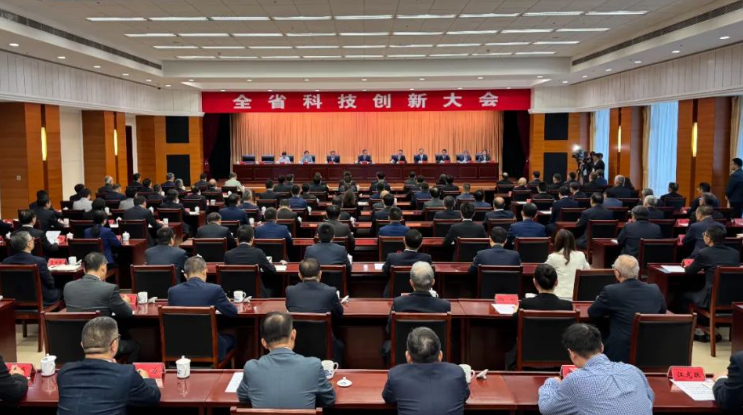亚洲AV永久无码精品三区在线4