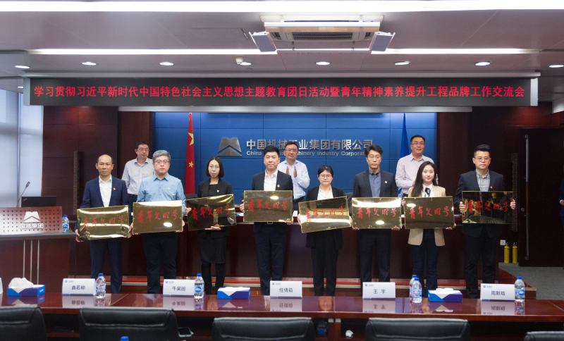 亚洲AV永久无码精品三区在线4